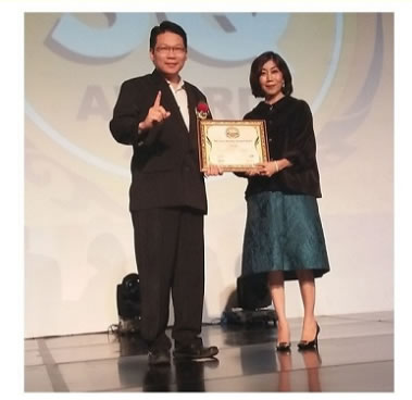 Photo penyerahan sertifikat